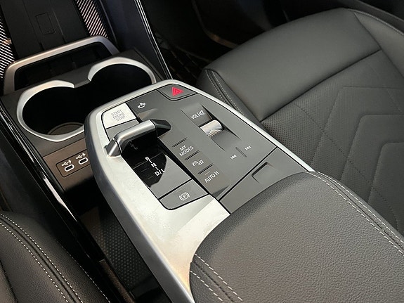 BMW X1 8 of 14