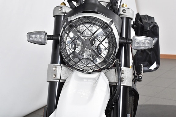Ducati Scrambler 800 Desert Sled ABS Nyservad 5 of 18