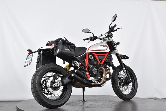Ducati Scrambler 800 Desert Sled ABS Nyservad 2 of 18