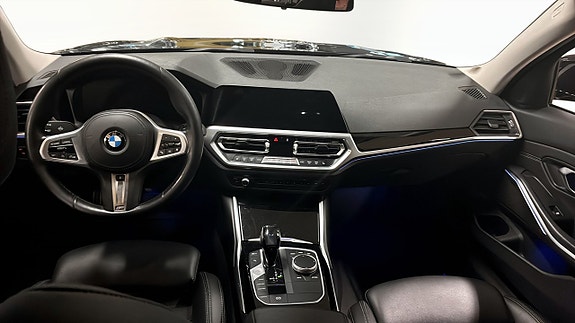 BMW 320 10 of 14
