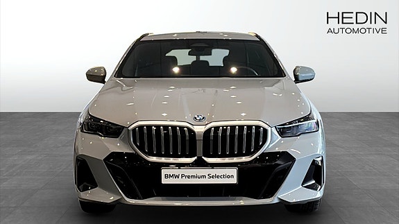 BMW 530e 8 of 9