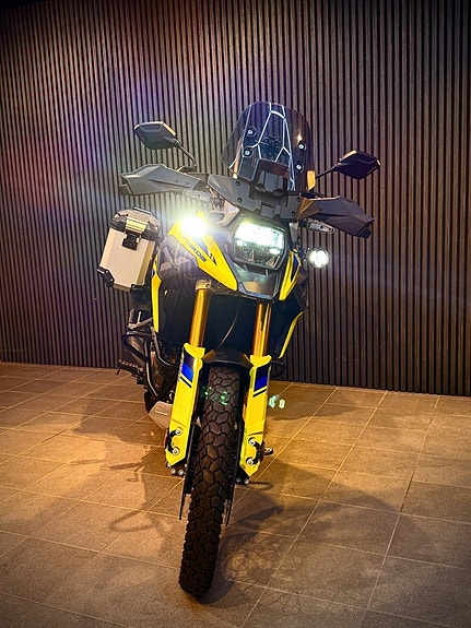 Suzuki V-Strom 1050 DE 15 of 15