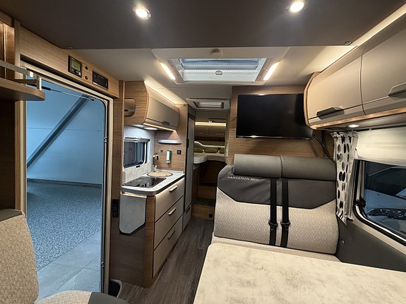Knaus VAN TI 650 MEG/Aut/Långbädd /Lithium/Solcell 7 of 14
