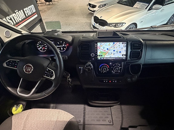Knaus VAN TI 650 MEG/Aut/Långbädd /Lithium/Solcell 4 of 14