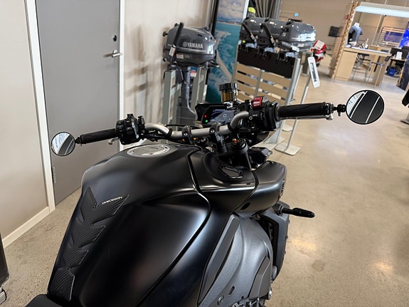 Yamaha MT-10 ABS 3 of 5