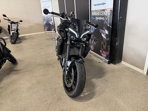 Yamaha MT-10 ABS 4 of 5