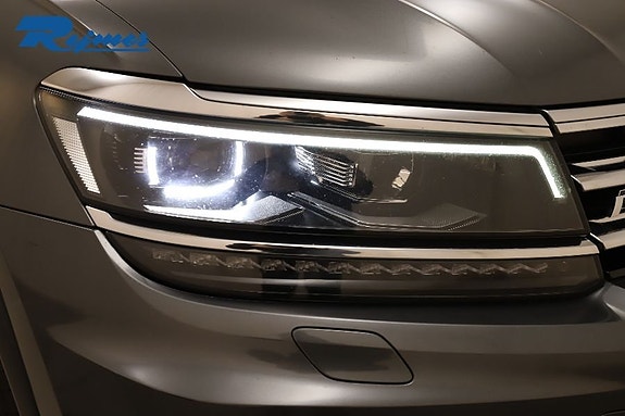 Volkswagen Tiguan 21 of 24