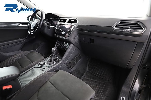 Volkswagen Tiguan 5 of 24