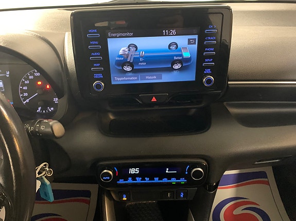 Toyota Yaris 15 of 25
