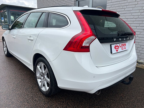 Volvo V60 6 of 15
