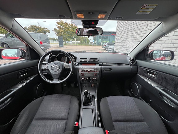 Mazda 3 9 of 21