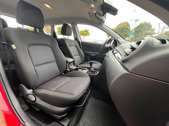 Mazda 3 12 of 21
