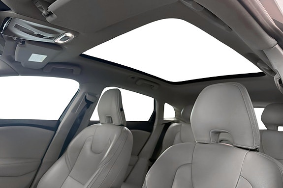 Volvo V40 Cross Country 18 of 19