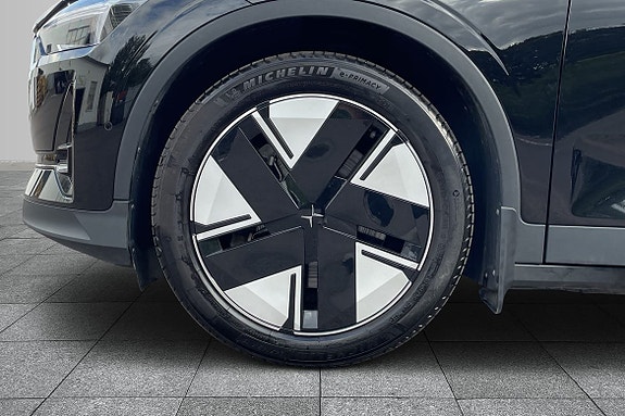 Polestar 2 8 of 18