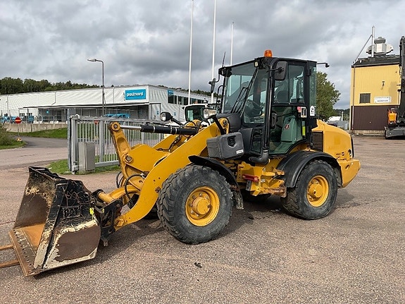 CAT 907 H 2 2 of 8