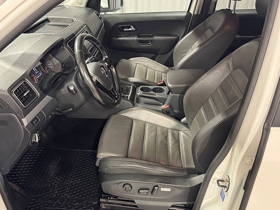 Volkswagen Amarok 6 of 11