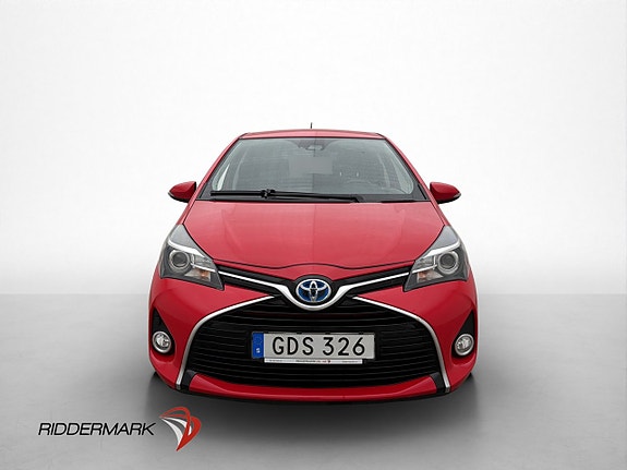 Toyota Yaris 2 of 28