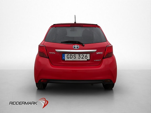 Toyota Yaris 6 of 28