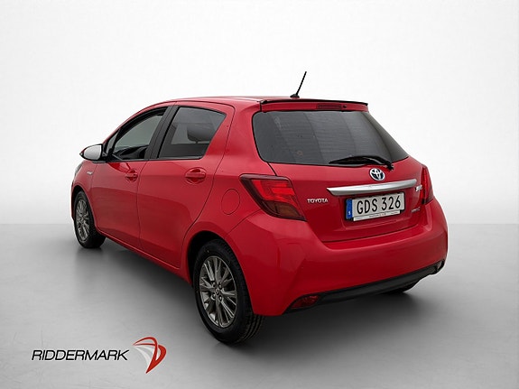 Toyota Yaris 5 of 28