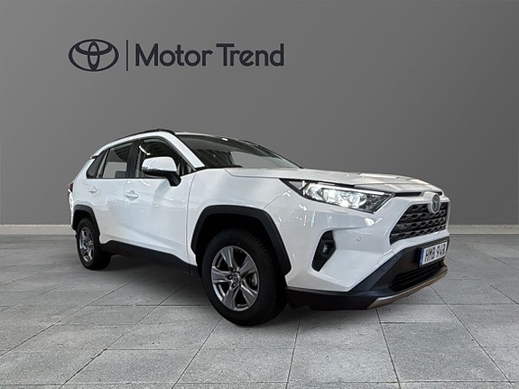 Toyota RAV4 7 of 20