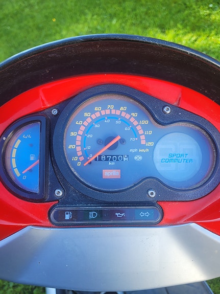 Aprilia Sr50 4 of 4
