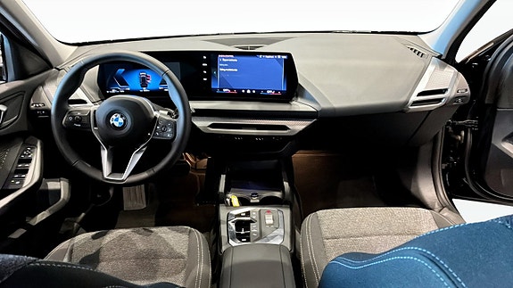 BMW 120i 4 of 9