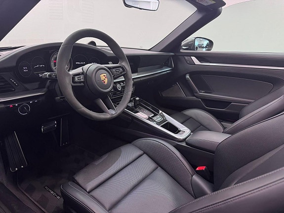 Porsche 911 Turbo S 9 of 25