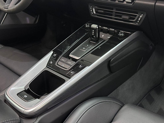 Porsche 911 Turbo S 12 of 25