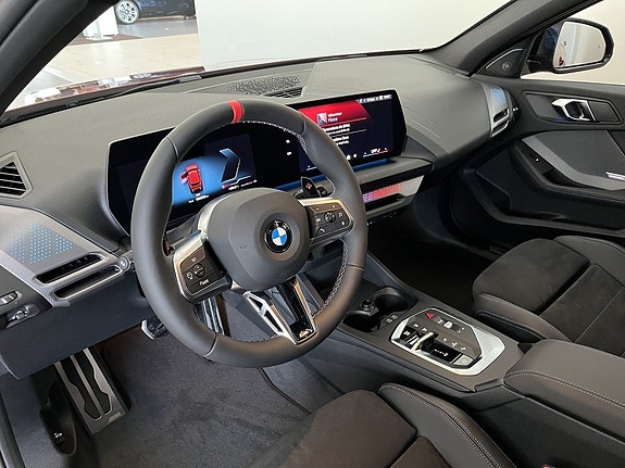 BMW M135i 7 of 15