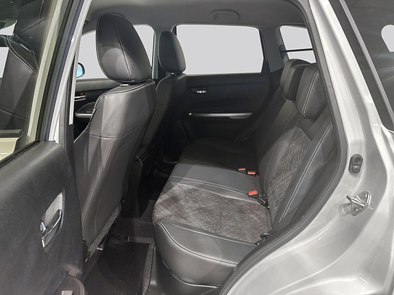 Suzuki Vitara 9 of 16