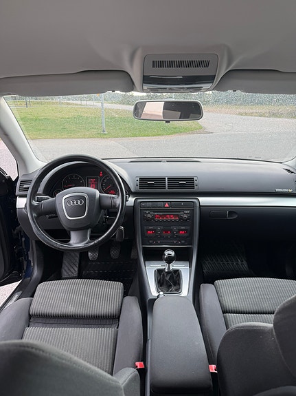 Audi A4 7 of 7
