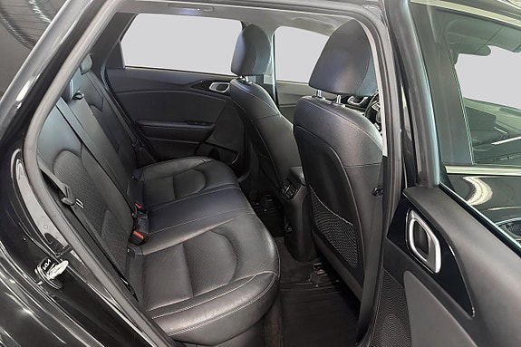 Kia Ceed 13 of 24