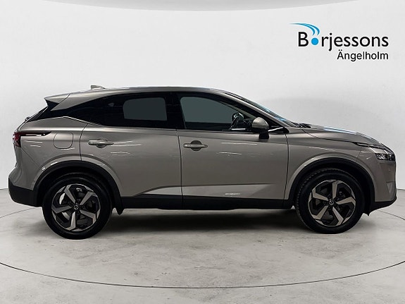 Nissan Qashqai 2 of 8