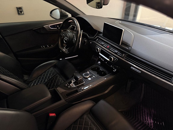 Audi S5 13 of 19