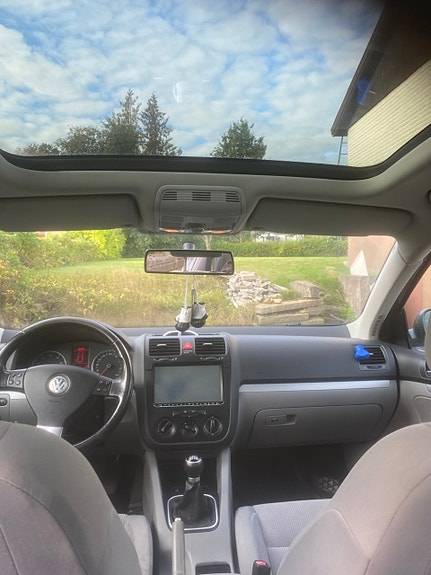 Volkswagen Golf V 4 of 9