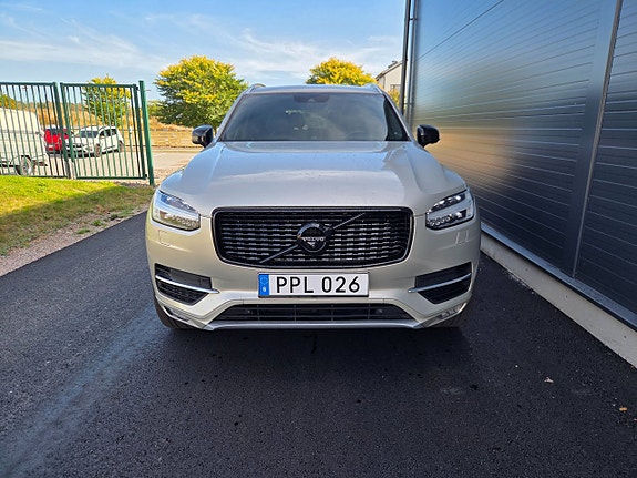 Volvo XC90 7 of 23