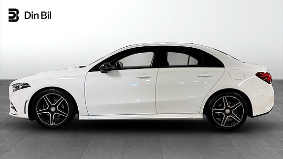 Mercedes-Benz A200 2 of 14