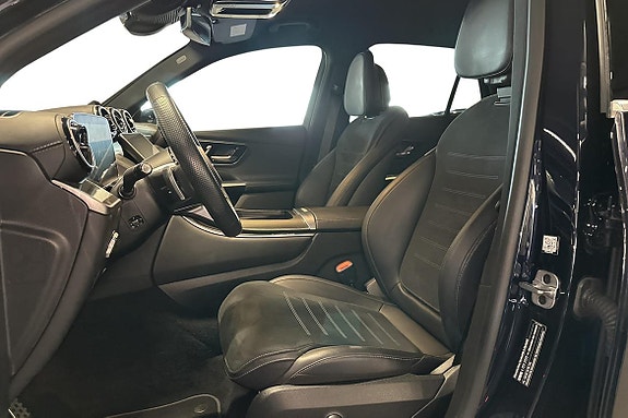 Mercedes-Benz GLC300 e 12 of 27