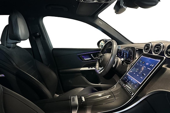 Mercedes-Benz GLC300 e 10 of 27