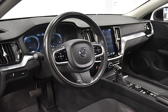 Volvo V60 9 of 25