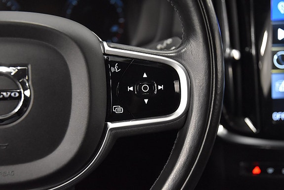 Volvo V60 11 of 25