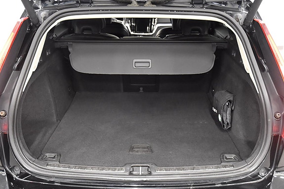 Volvo V60 25 of 25