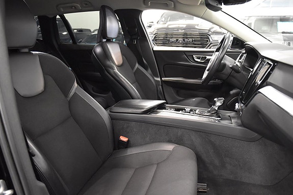Volvo V60 12 of 25