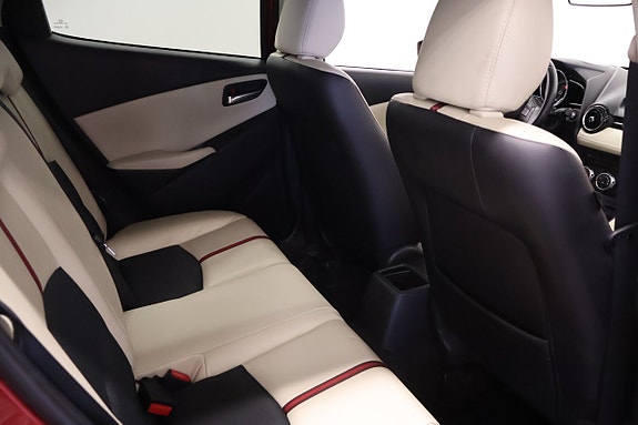 Mazda 2 7 of 11