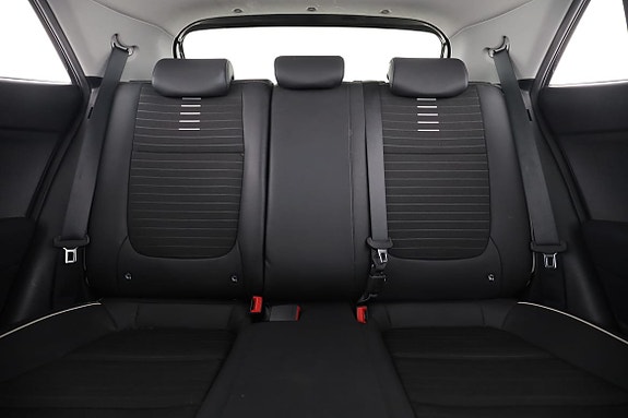 Kia Rio 16 of 30