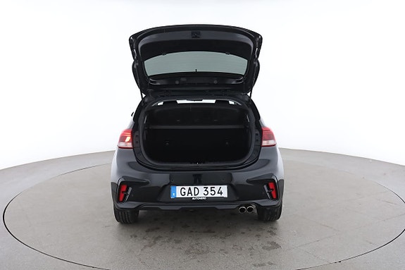 Kia Rio 17 of 30