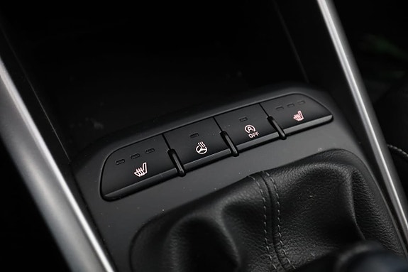Kia Rio 26 of 30