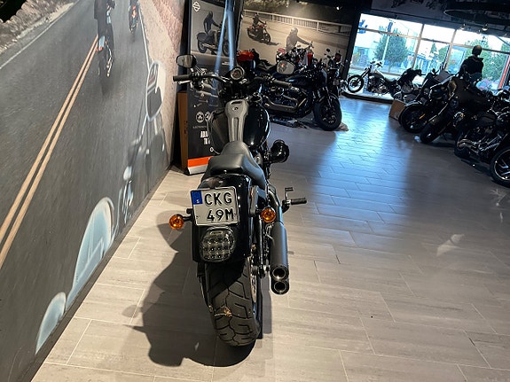 Harley-Davidson LOW RIDER S 4 of 6