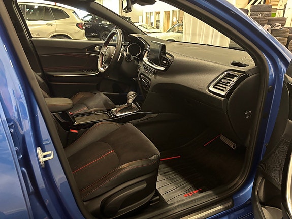 Kia ProCeed 13 of 16