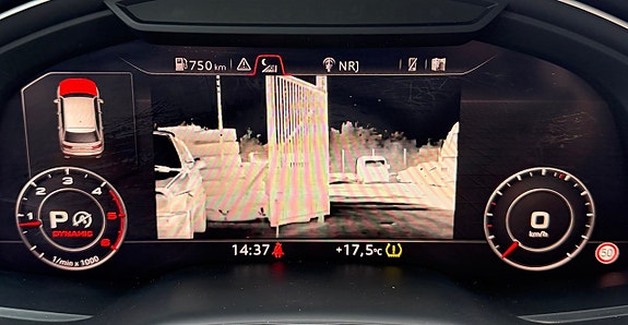 Audi Q7 22 of 25